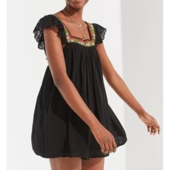 Urban Outfitters Marissa Black Gauzy Embroidered Romper - Picture 2 of 7